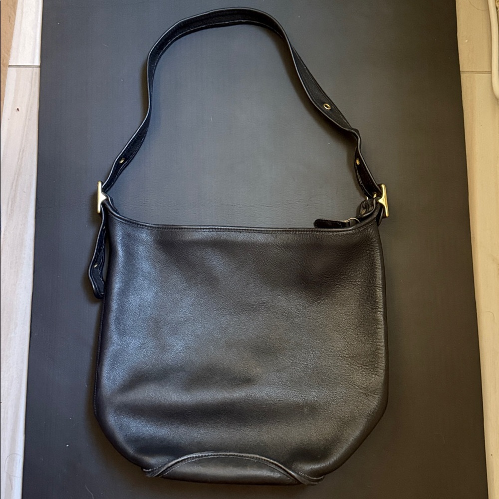 Authentic Vintage Coach 9085 Leather XL Duffle Shoulder Bag